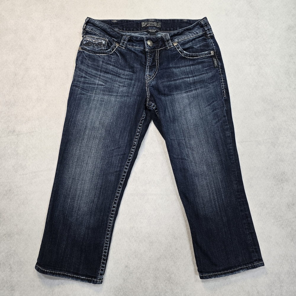 Silver Jeans Co Suki Flap Capri Dark Wash Distressed Sequin Pockets W31 L19.5